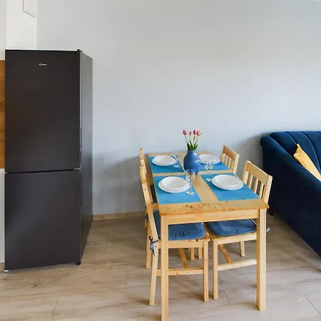 Apartment Bright & Modern Braminskiego With Parking And Balcony By Renters Gdansk