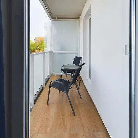 Bright & Modern Braminskiego With Parking And Balcony By Renters *