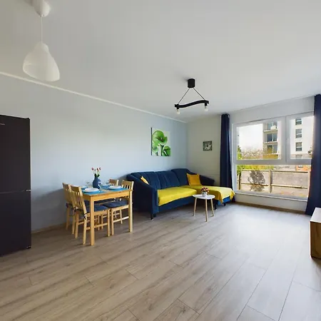 Bright & Modern Braminskiego With Parking And Balcony By Renters * Gdansk