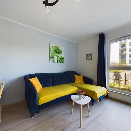 Bright & Modern Braminskiego With Parking And Balcony By Renters