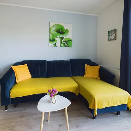 Bright & Modern Braminskiego With Parking And Balcony By Renters Appartement
