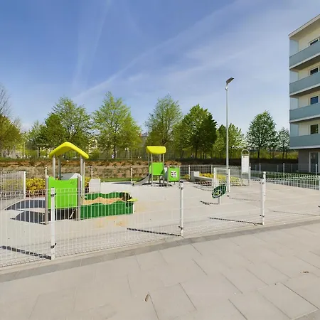 Bright & Modern Braminskiego With Parking And Balcony By Renters *
