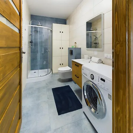Apartment Bright & Modern Braminskiego With Parking And Balcony By Renters *